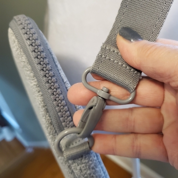 Dagne Dover Gray Neoprene Laptop Bag with Adjustable Strap, Business - Picture 7 of 12